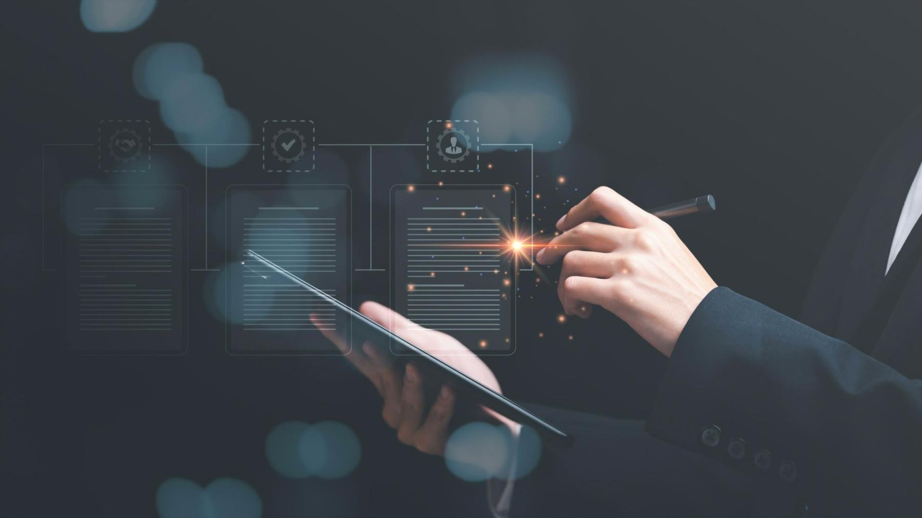 Echipă analizând strategii de optimizare în sesiune de training corporativ